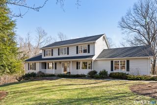 5 Autumn Ridge Road, New Fairfield, CT 06812