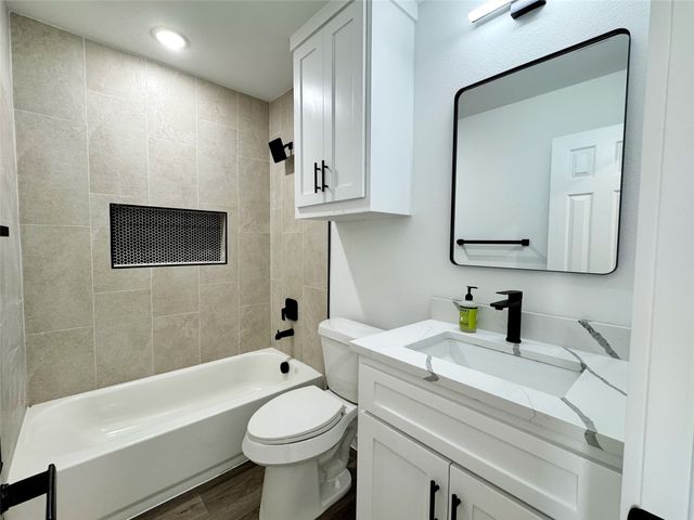 1811 Washington Street, Commerce, TX 75428