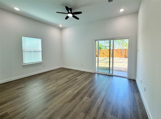 1811 Washington Street, Commerce, TX 75428