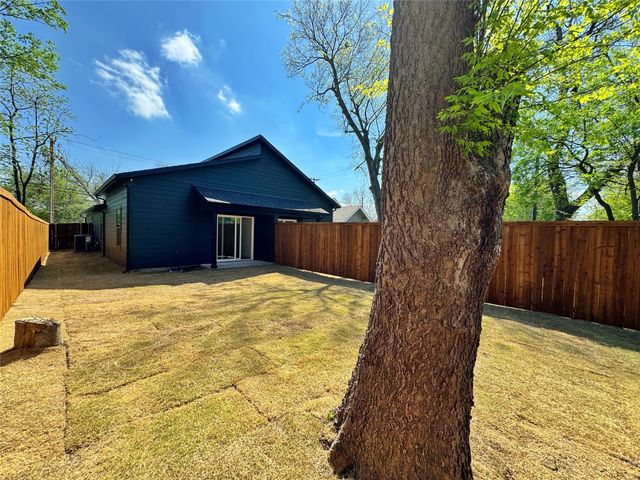 1811 Washington Street, Commerce, TX 75428