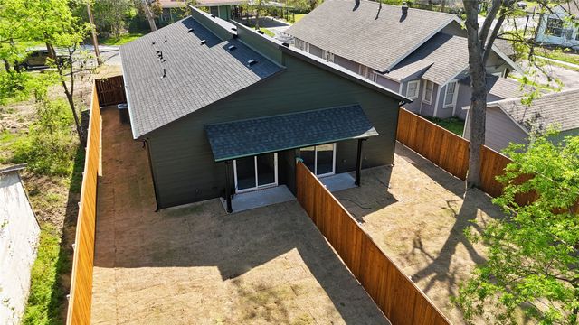 1811 Washington Street, Commerce, TX 75428