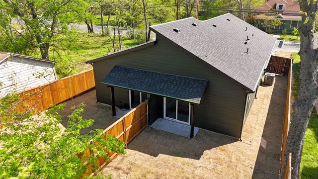 1811 Washington Street, Commerce, TX 75428
