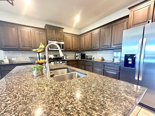 812 July Fourth Rd, Midland, TX 79706