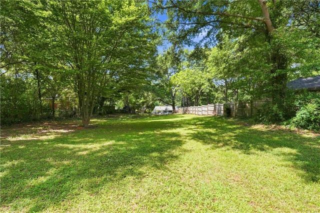 1091 Walker Drive, Decatur, GA 30030