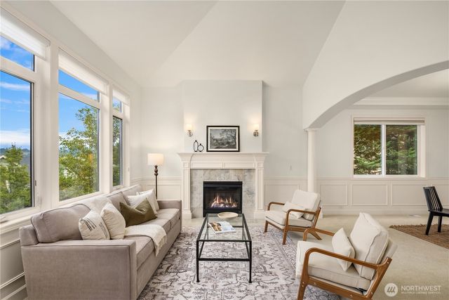 2759 NW Pine Cone Place, Issaquah, WA 98027