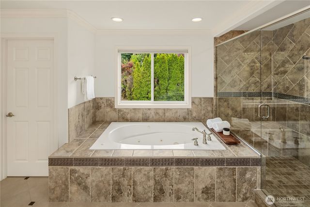 2759 NW Pine Cone Place, Issaquah, WA 98027