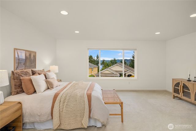 2759 NW Pine Cone Place, Issaquah, WA 98027