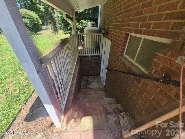 215 Biscoe Road, Troy, NC 27371