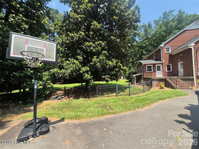 215 Biscoe Road, Troy, NC 27371