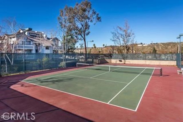 26867 Claudette Street 118, Canyon Country (santa Clarita), CA 91351