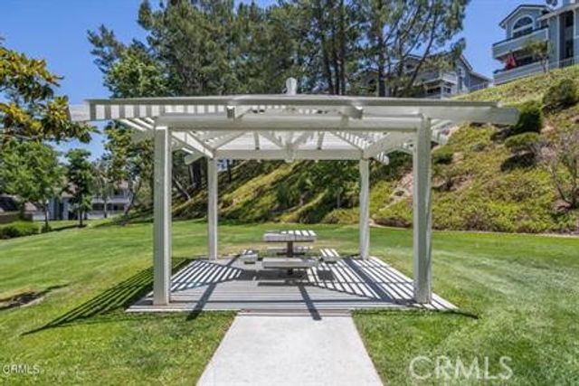 26867 Claudette Street 118, Canyon Country (santa Clarita), CA 91351