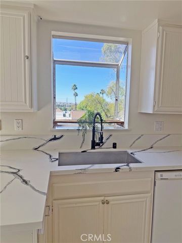 26867 Claudette Street 118, Canyon Country (santa Clarita), CA 91351