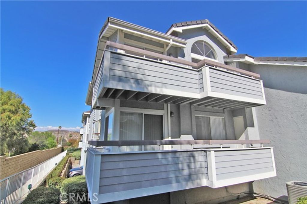 26867 Claudette Street 118, Canyon Country (santa Clarita), CA 91351
