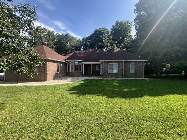 129 Burger St, Manchester, TN 37355