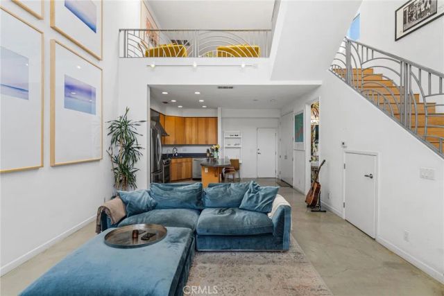 637 E 4th B, Long Beach, CA 90802