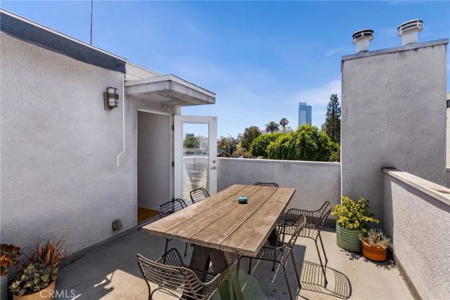 637 E 4th B, Long Beach, CA 90802