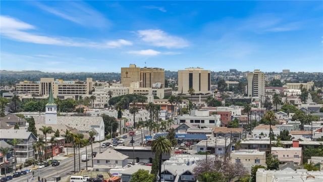 637 E 4th B, Long Beach, CA 90802