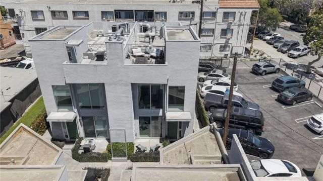 637 E 4th B, Long Beach, CA 90802