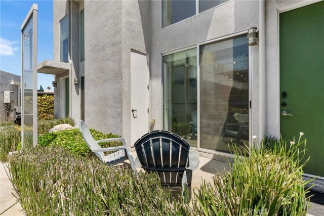 637 E 4th B, Long Beach, CA 90802