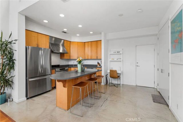 637 E 4th B, Long Beach, CA 90802