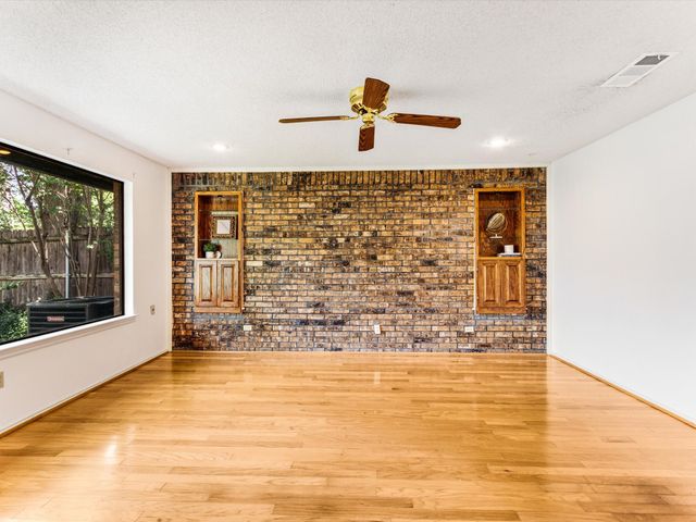6619 Saddle Ridge Road, Arlington, TX 76016