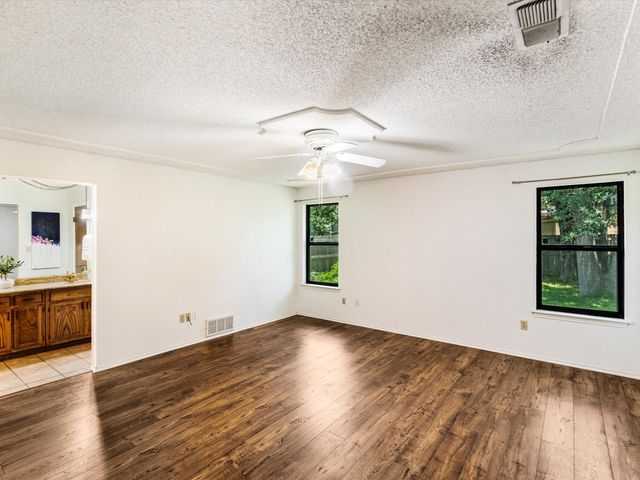 6619 Saddle Ridge Road, Arlington, TX 76016