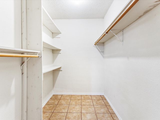 6619 Saddle Ridge Road, Arlington, TX 76016