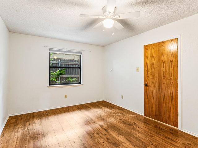 6619 Saddle Ridge Road, Arlington, TX 76016