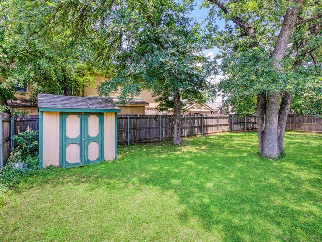 6619 Saddle Ridge Road, Arlington, TX 76016