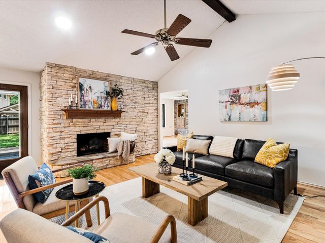 6619 Saddle Ridge Road, Arlington, TX 76016