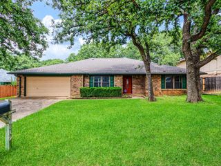 6619 Saddle Ridge Road, Arlington, TX 76016