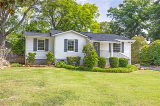 1039 Ridgecrest SE Drive, Smyrna, GA 30080