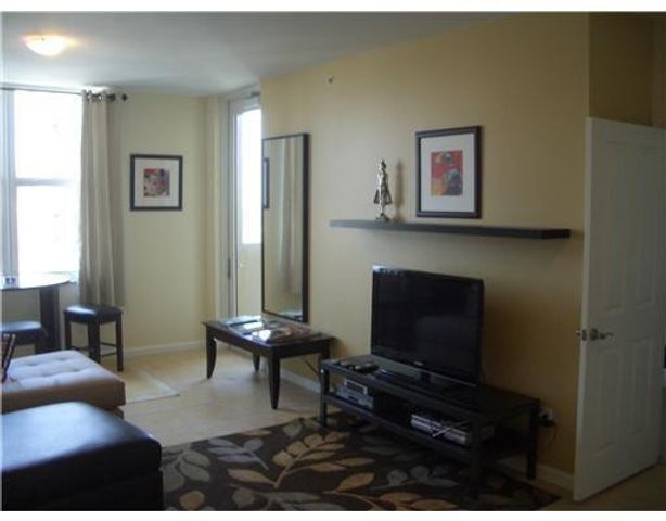 511 SE 5th Avenue 613, Fort Lauderdale, FL 33301