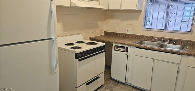 1933 Alwill Street C, Las Vegas, NV 89106