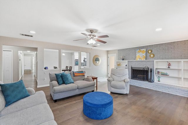 2413 Meadow View, Bedford, TX 76021