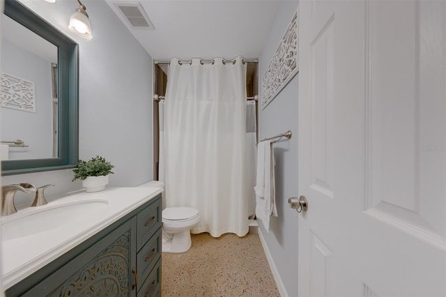 121 46TH AVENUE 2G, St Pete Beach, FL 33706