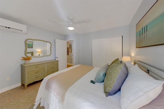 121 46TH AVENUE 2G, St Pete Beach, FL 33706