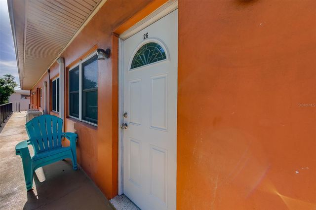 121 46TH AVENUE 2G, St Pete Beach, FL 33706