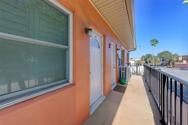 121 46TH AVENUE 2G, St Pete Beach, FL 33706