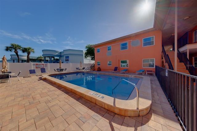 121 46TH AVENUE 2G, St Pete Beach, FL 33706