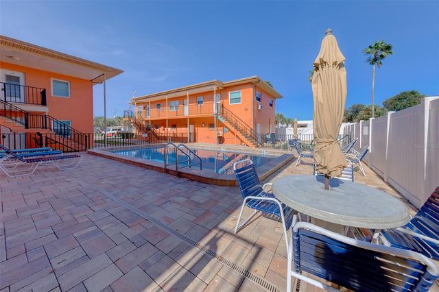 121 46TH AVENUE 2G, St Pete Beach, FL 33706