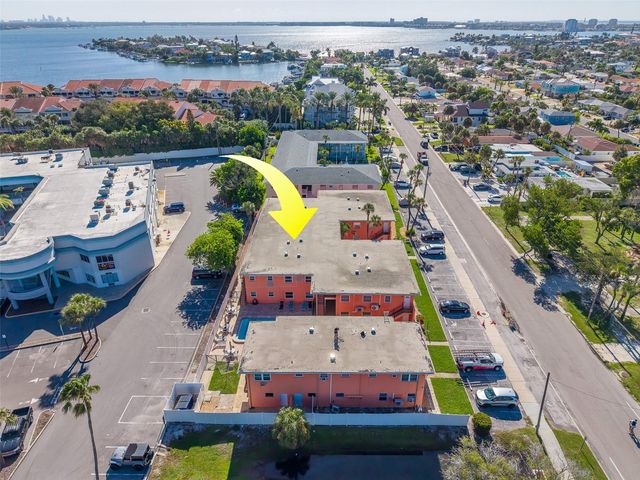 121 46TH AVENUE 2G, St Pete Beach, FL 33706