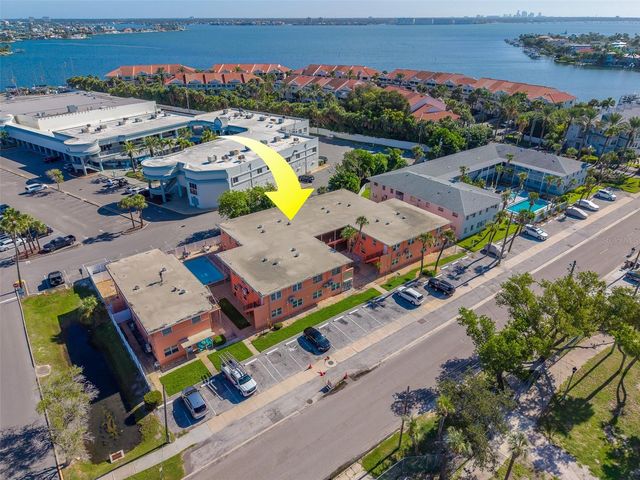 121 46TH AVENUE 2G, St Pete Beach, FL 33706