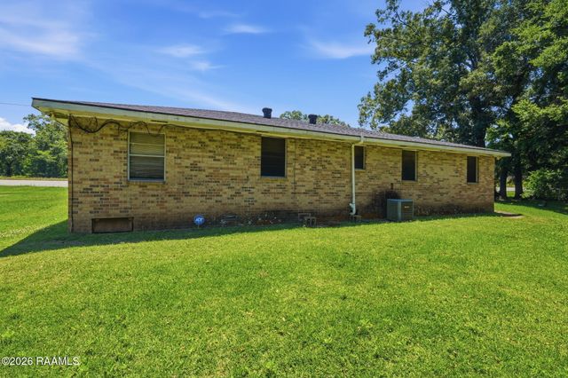 403 Hwy 744, Opelousas, LA 70570