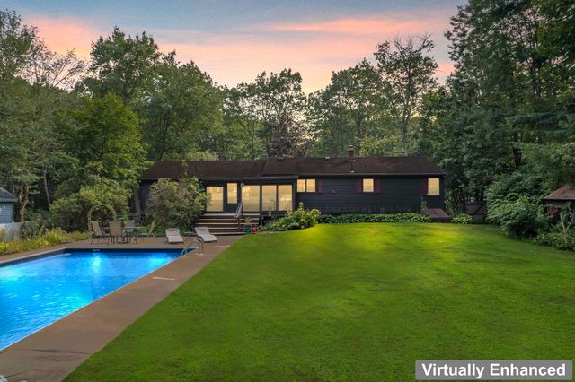 39 General John Sullivan Way, Rollinsford, NH 03869