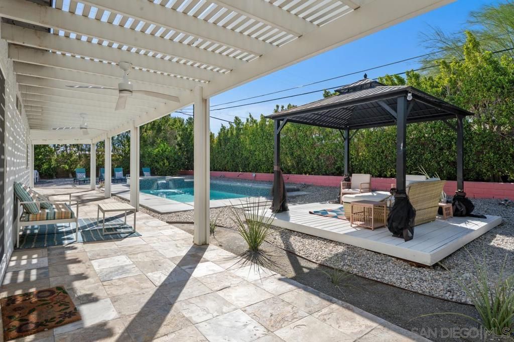Image 18 of property listing at 2631 N Chuperosa, Palm Springs, CA 92262