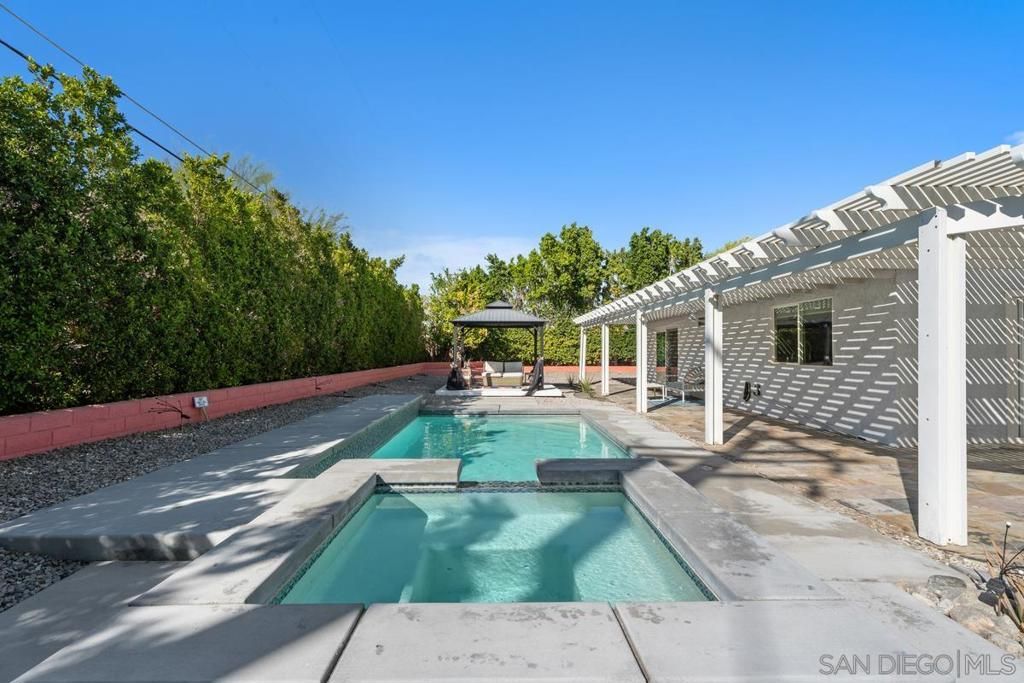 Image 19 of property listing at 2631 N Chuperosa, Palm Springs, CA 92262