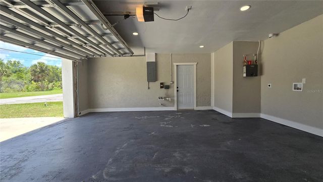 8607 LONGBOAT LANE, Hudson, FL 34667
