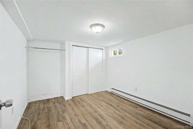 545 7th Avenue, New Hyde Park, NY 11040