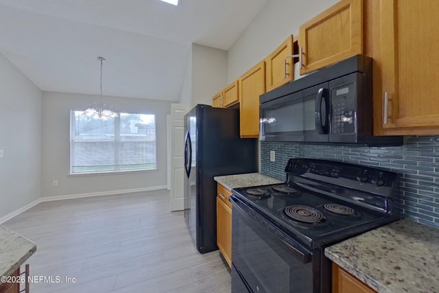 6830 SHORELINE Lane, Jacksonville, FL 32219